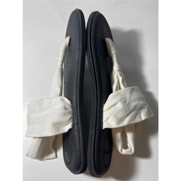 Sanuk Women's Black and White Sandals - Picture 5 of 7